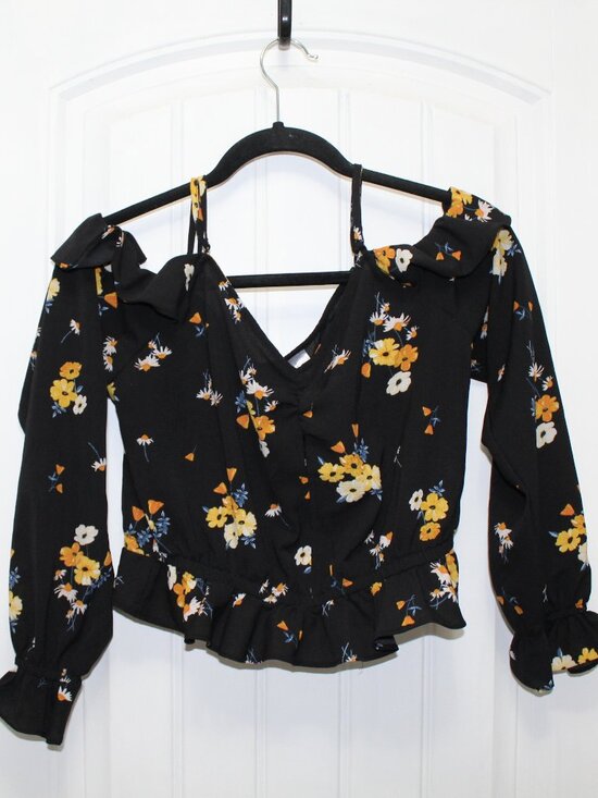 Divided Tops - Divided H&M Blouse Womens Size 8 Black Floral Cold Shoulder Long Sleeve  (26-2)